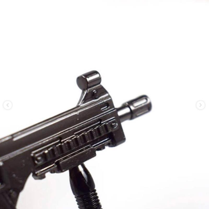 ماکت تفنگ یو ام پی UMP GUN REPLICA (10CM)